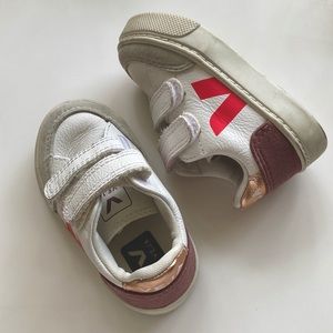 Kids Veja Velcro sneaker